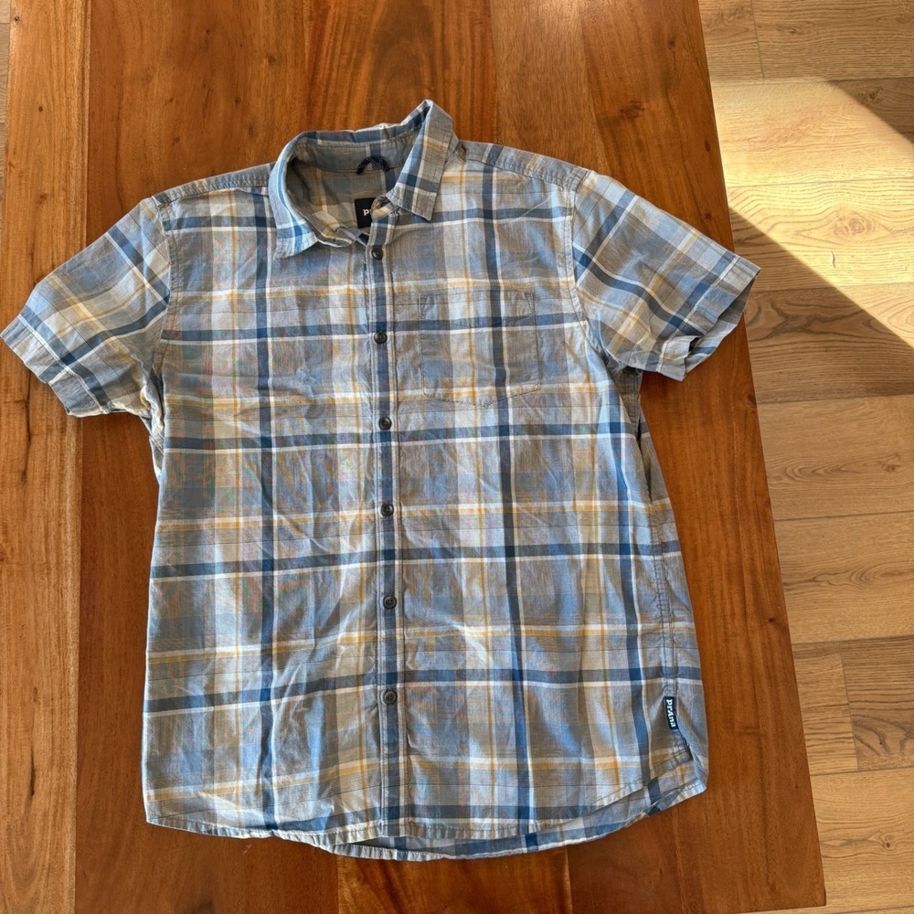 Prana Men's Plaid‎ Short Sleeve Button Up Shirt Size M